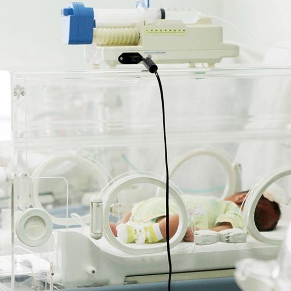 פגייה תינוק בית חולים