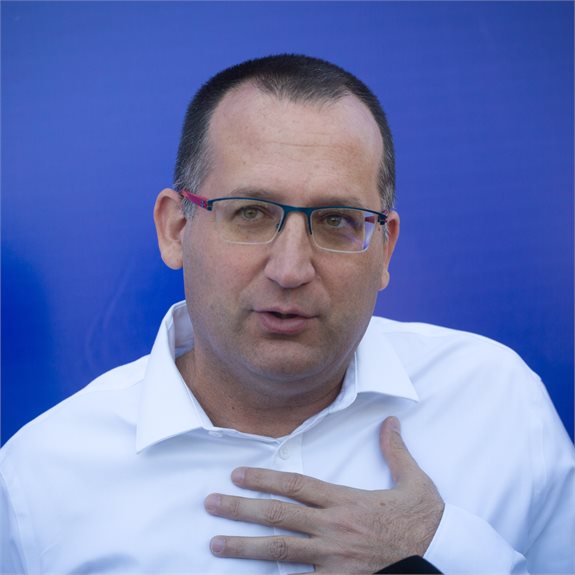 רן קוניק, ראש עיריית גבעתיים