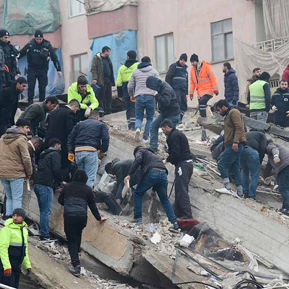 אסון רעידת האדמה בטורקיה - ארכיון