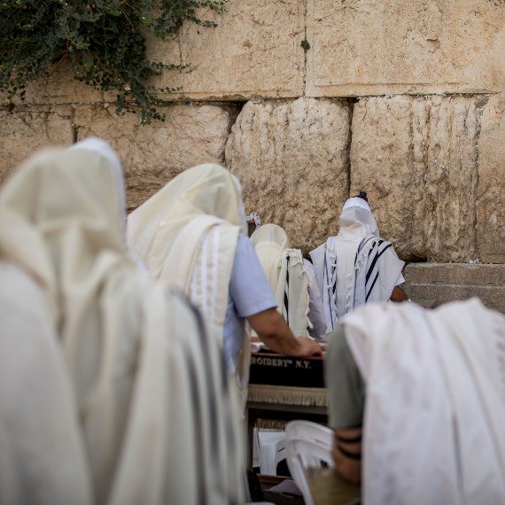 למצולמים אין קשר לנאמר