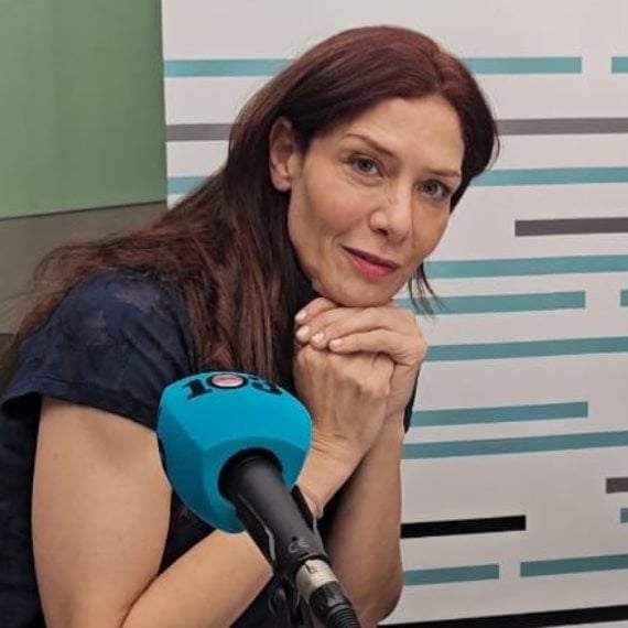 סופי צדקה באולפן 103fm