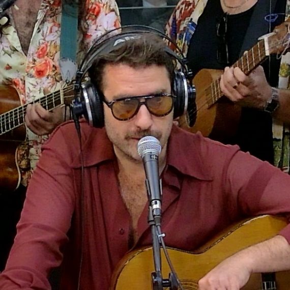 אביהו פנחסוב