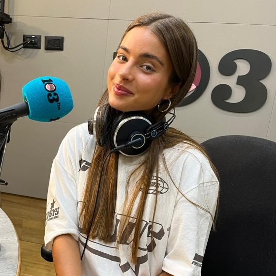 נועה קירל באולפן