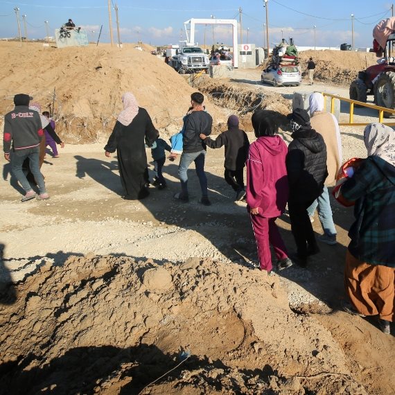 תושבי עזה באזורים הומניטריים - ארכיון