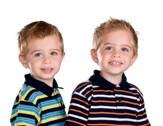 אחים אילוסטרציה