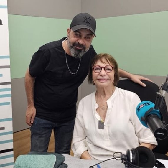 עמיר בניון עם רבקה מיכאלי