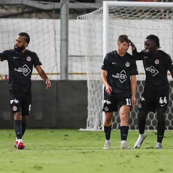 שחקני הפועל תל אביב