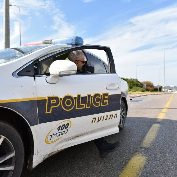 ניידת משטרה, אילוסטרציה