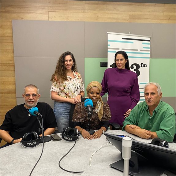 אמנון רגב ואורחיו