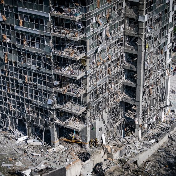 בניין שנפגע מטיל איראני, ארכיון