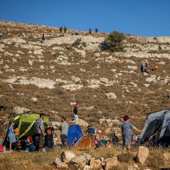 מתיישבים במאחז בשומרון למצולמים אין קשר לנאמר