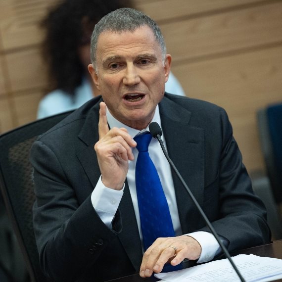 יולי אדלשטיין