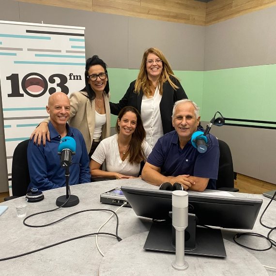 אמנון רגב ואורחיו