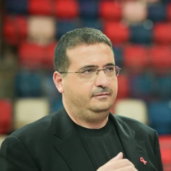 עופר ינאי, מבעלי הפועל תל אביב