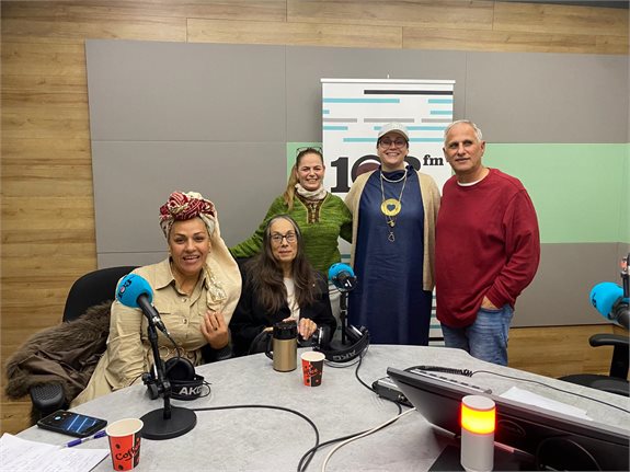 אמנון רגב ואורחיו