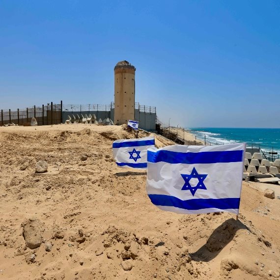 מעבר רפיח, ציר פילדלפי