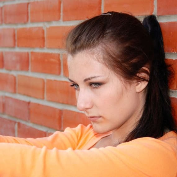 בחורה עצובה