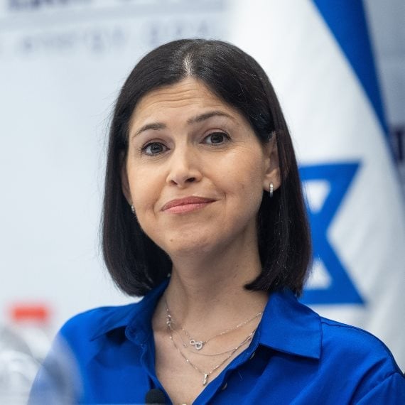 קארין אלהרר