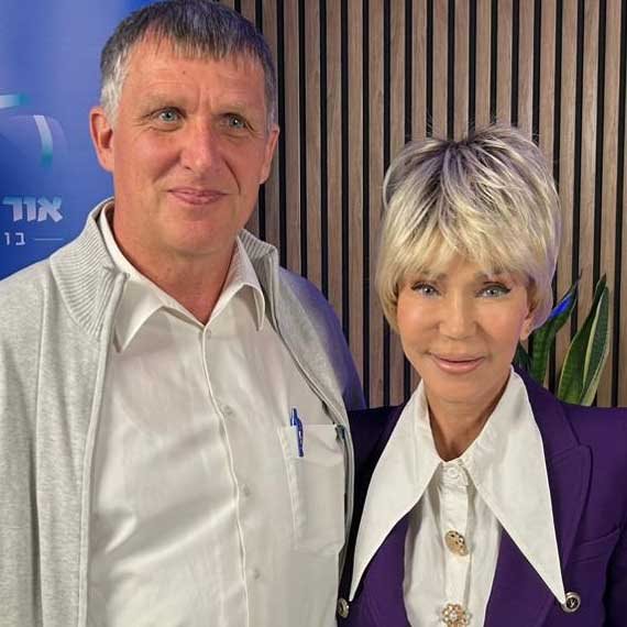 עירית אורן גונדרס וגדעון באייר באולפן 103fm