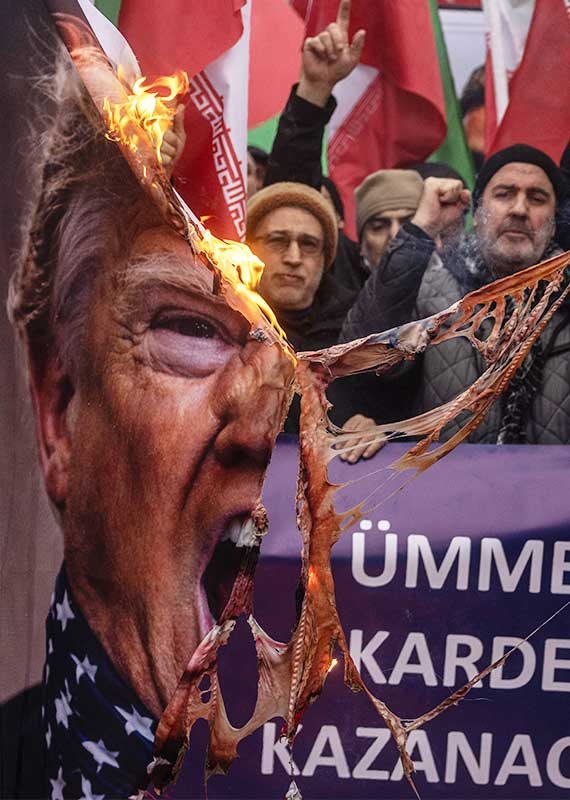 "אין מתקני גרעין, על מה האיראנים הולכים לדבר?". הפגנות באיראן נגד טראמפ, השבוע