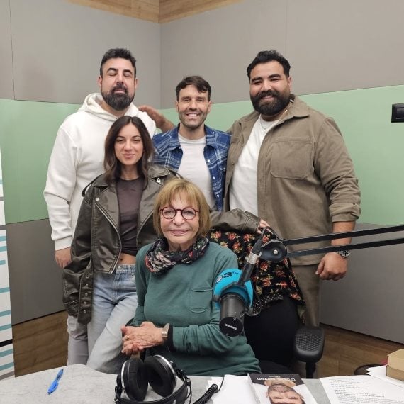 נועם חורב ולהקתו עם רבקה מיכאלי