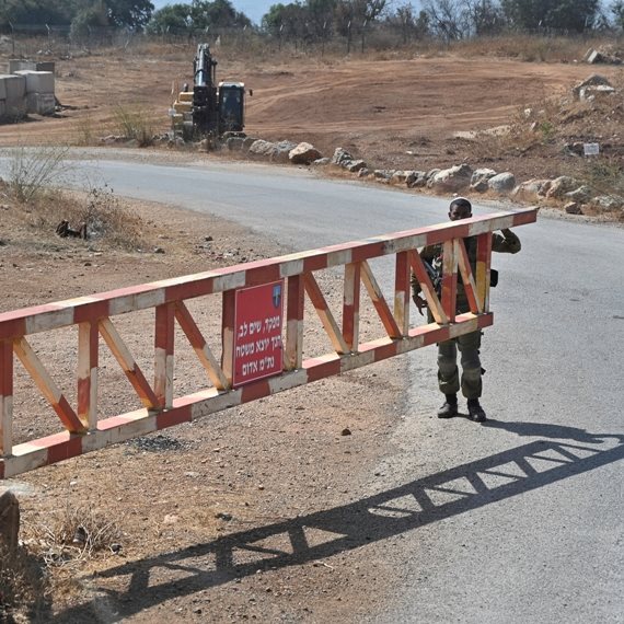 חייל צה"ל בגבול לבנון - למצולם אין קשר לנאמר