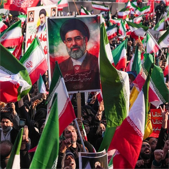 מוג'תבא ח'אמנאי