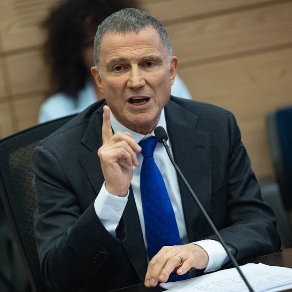 יולי אדשלטיין