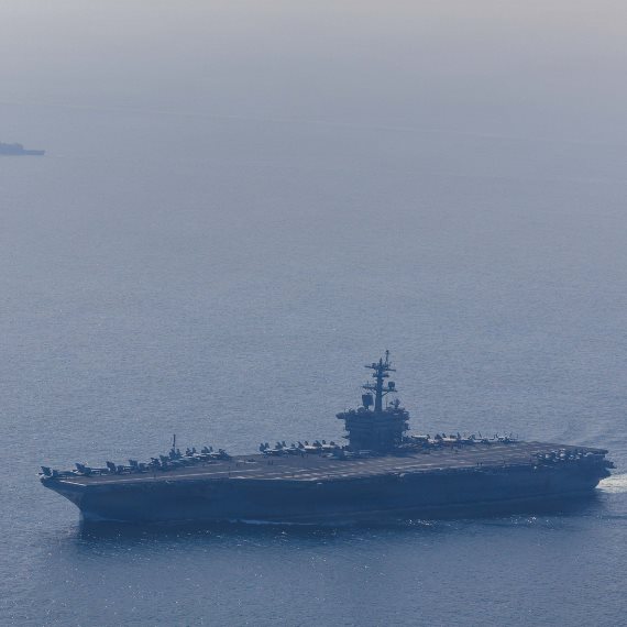 נושאת המטוסים לינקולן