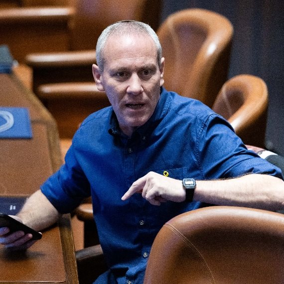 חילי טרופר