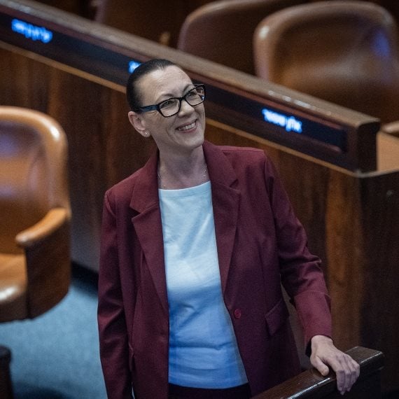 יוליה מלינובסקי