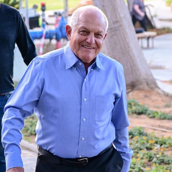 שר השיכון חיים כץ