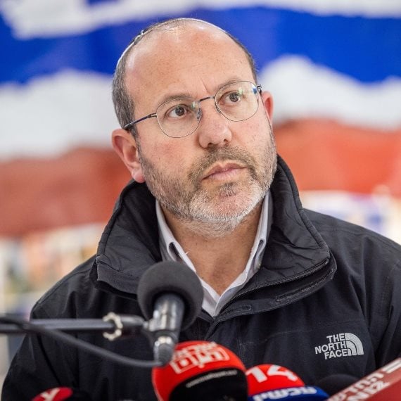 צביקה מור
