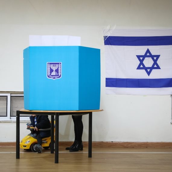 אילוסטרציה - למצולמים אין קשר לכתבה